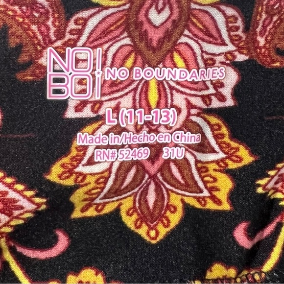 No Boundaries Junior’s Ribbed Tee and Flare Pant Outfit Size Large/XXL - Picture 8 of 14